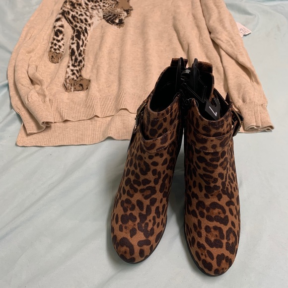 Time and tru size 7 women’s boots with memory foam - Picture 5 of 7